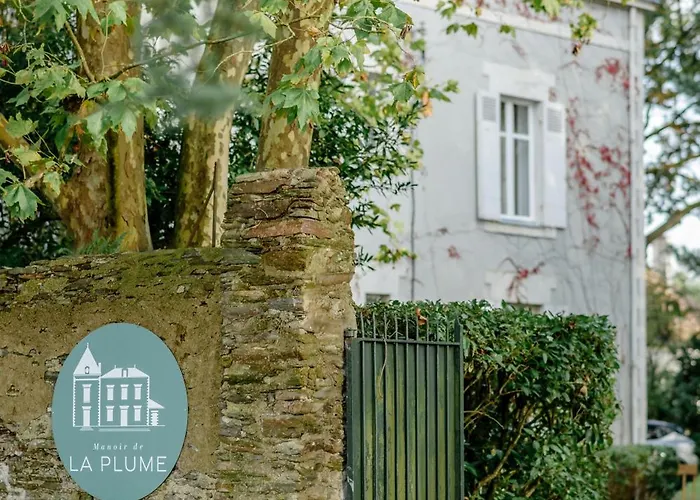 Manoir De La Plume * Saint-Sébastien-sur-Loire