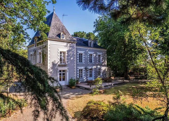 Willa Manoir De La Plume *